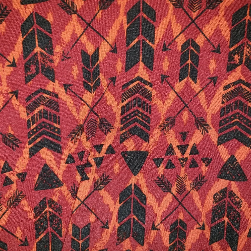 LuLaRoe Randy L - Picture 2 of 2